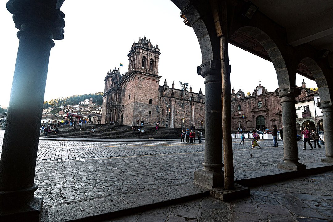 Dynastic History | Cusco Cathedral — The Council Bought the Palace Ground, Then Sent for the Fortress Stone