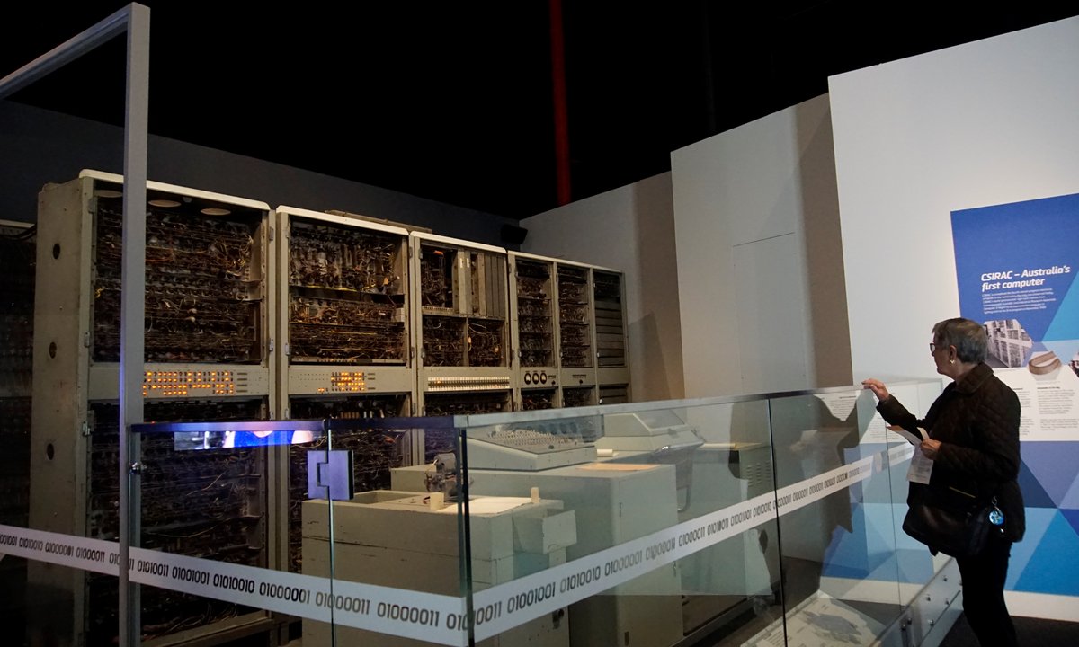 Technology History | Scienceworks — The Music It Played in 1951 Was Never Recorded