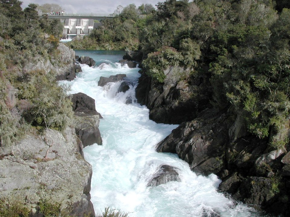 The Hobbit | Aratiatia Rapids — The Barrel Escape Turns Wild