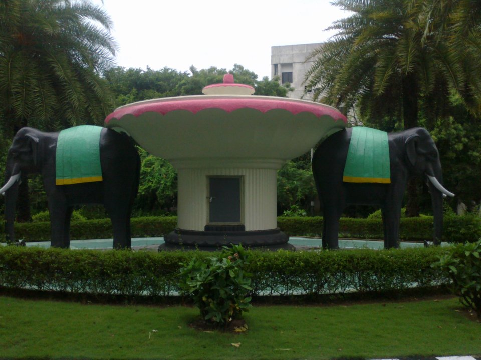 Biography | PB Balaji — He Took a Mechanical Degree From This Campus in 1991