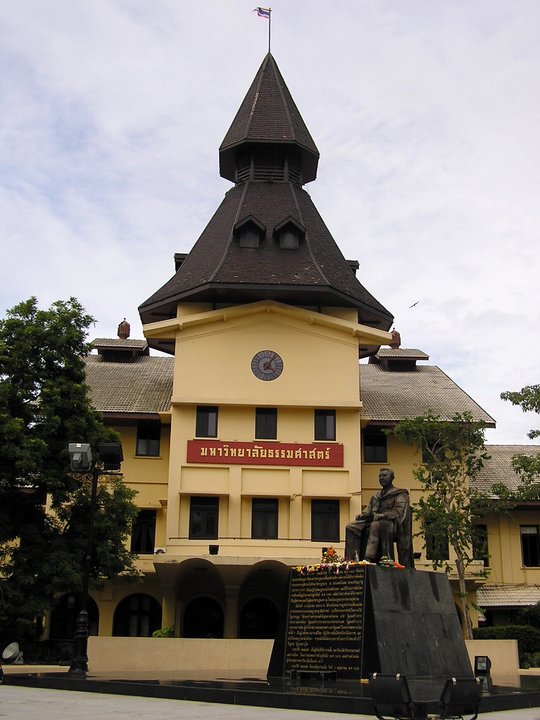 Biography|Boosaba Daorueng — The English Degree She Took on This River Campus