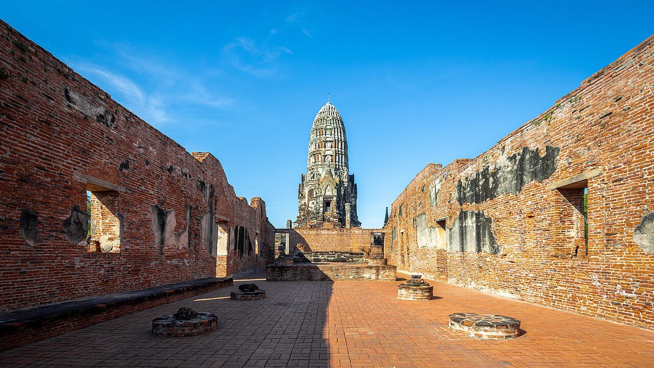 Dynastic History|Wat Ratchaburana, Ayutthaya — The Chronicle Was Written 257 Years Later