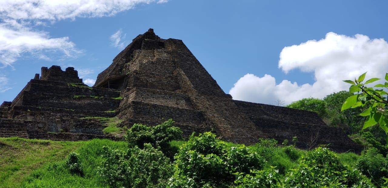 Dynastic History|Toniná Acropolis — The Captive King and the Ending Nobody Wrote Down