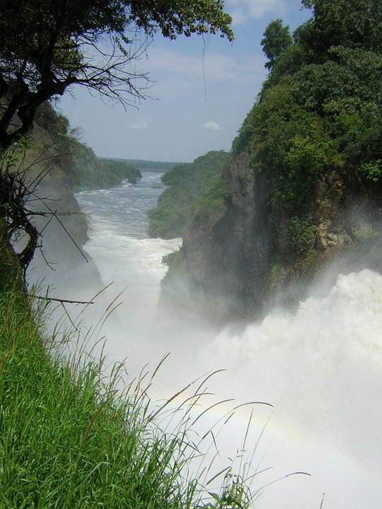 The African Queen | Murchison Falls — the gap that makes the Nile look impossible
