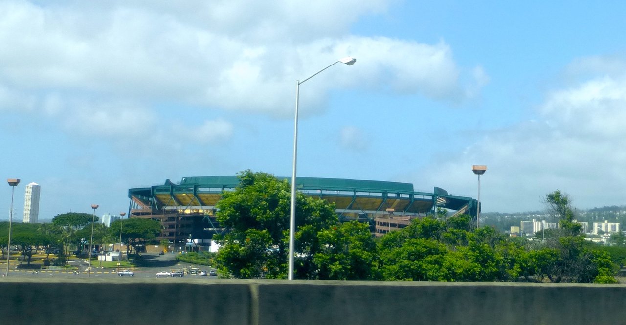 Concert History | Michael Jackson at Aloha Stadium — A Four-Hour Sellout Created the Second Night