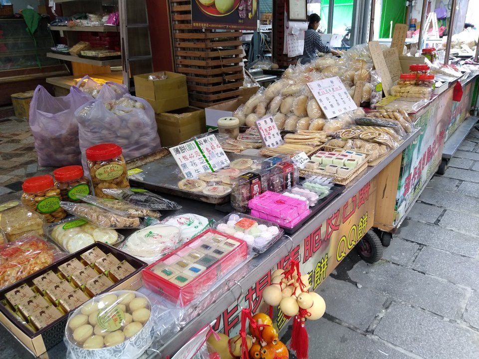 Someday or One Day | Anping Old Street — White Sugar Cake and a Cup of Winter Melon Tea