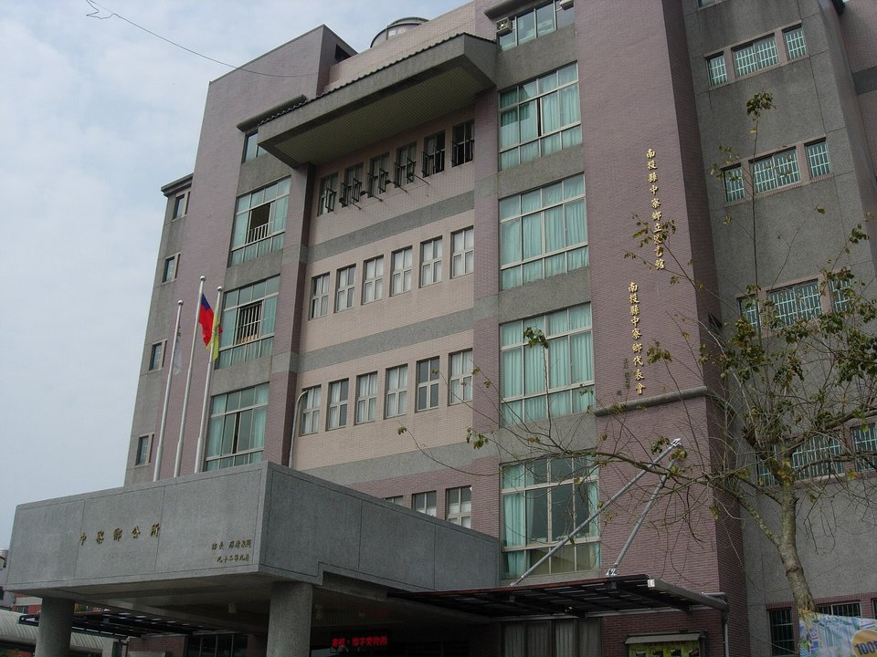 Semiconductor History | 中寮超高壓開閉所, 南投 — The Switchyard Seven Kilometres From the Epicentre