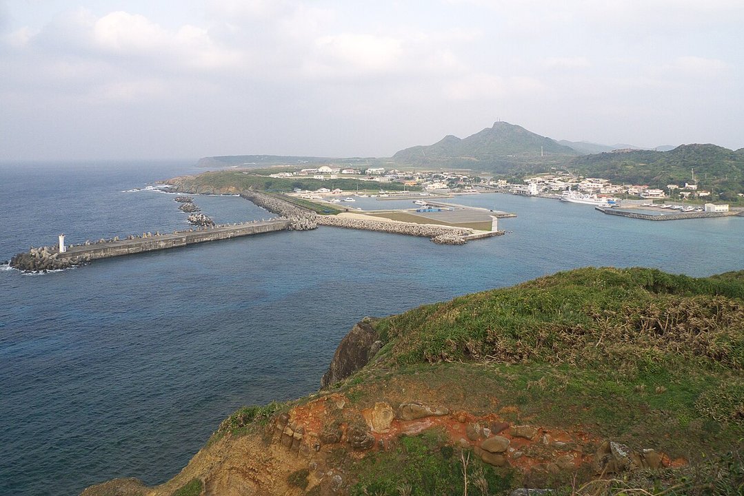 Dr.コトー診療所 Dr. Coto’s Clinic | 久部良港 Kubura Port — Every Arrival Could Change the Island