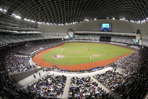 CPBL | Opening Day Under a Ro…