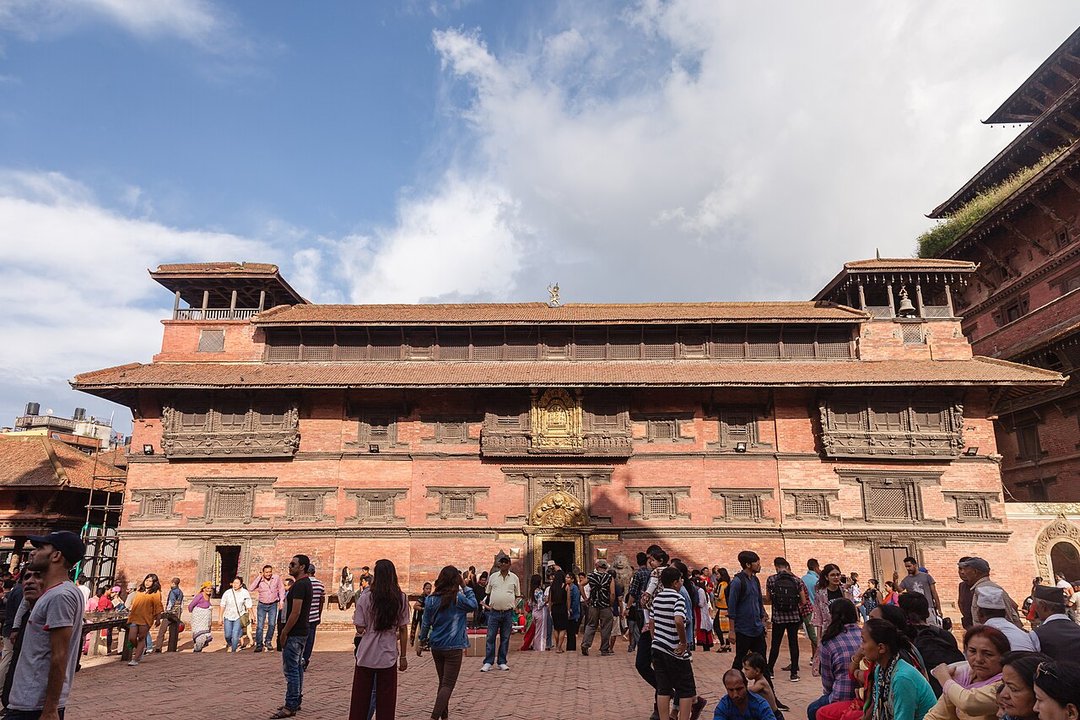 Dynastic History|Patan Museum — A Malla Courtyard's Second Job