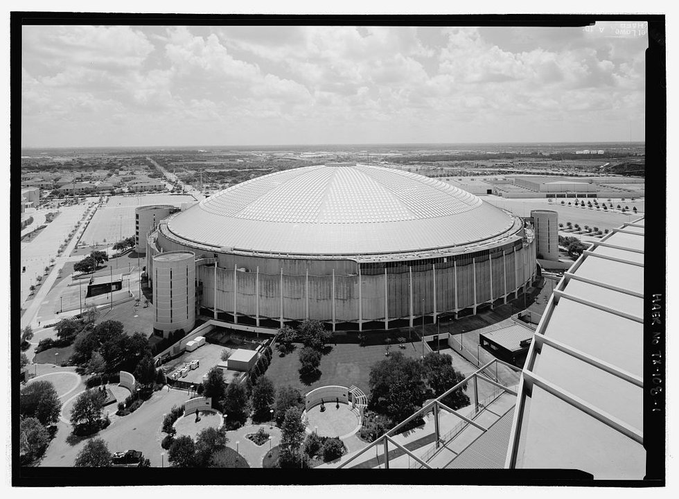 NFL History | Astrodome, Houston — A Roof Painted for Baseball Decided the Floor Football Played On — photo 2