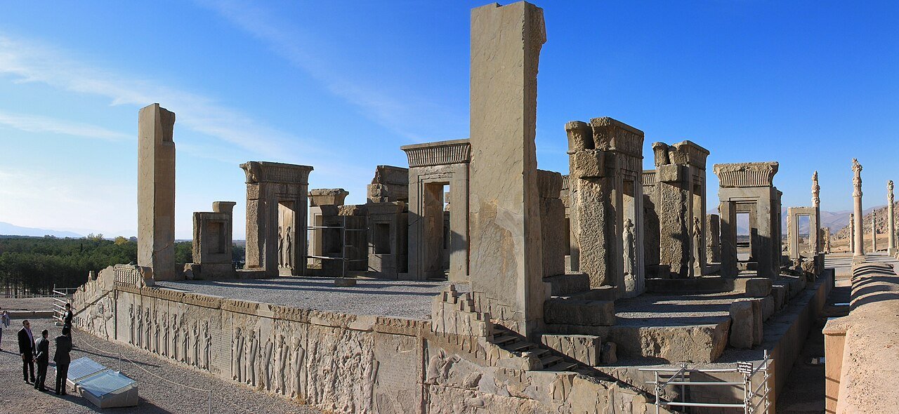 Dynastic History | Persepolis, the Tachara — Four Accounts of One Fire, None of Them Present
