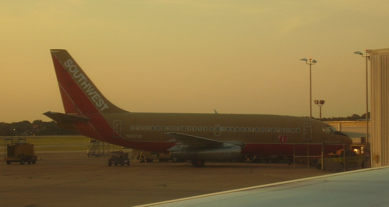 Biography|Gary C. Kelly — Southwest Hired the Controller Beside This Field
