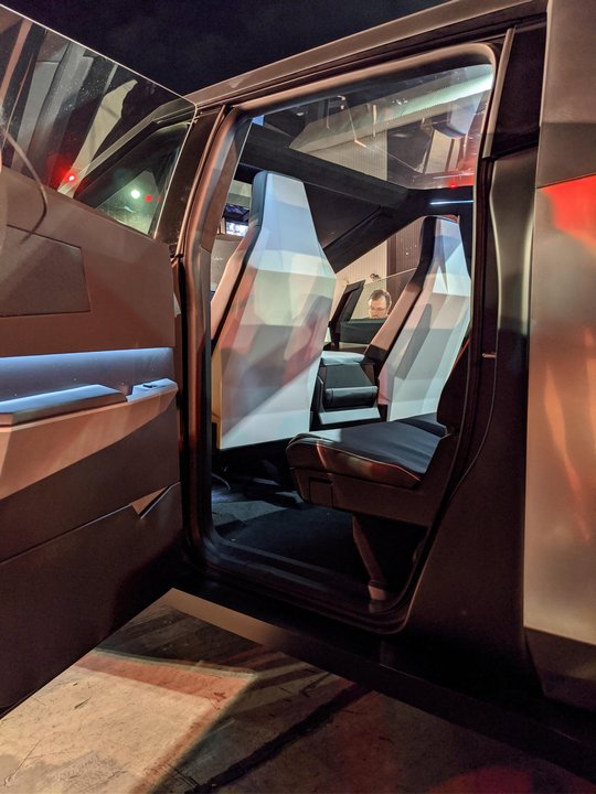 Elon Musk Unveiled the Cybertruck Here — photo 2