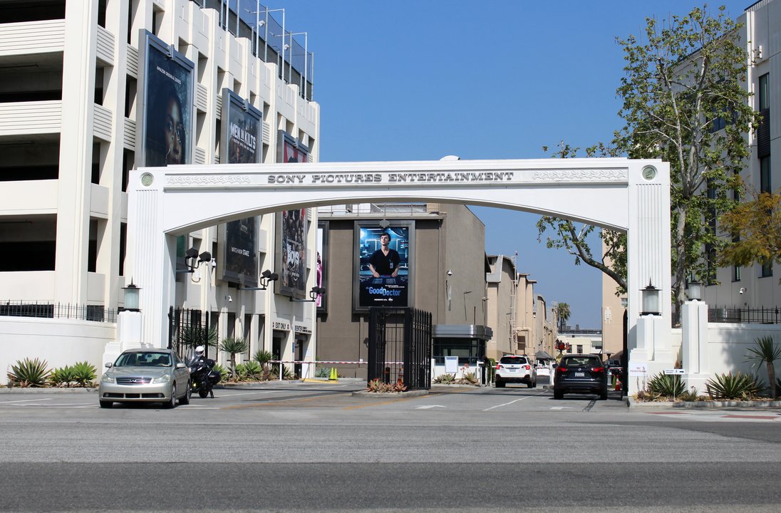 8MM | Sony Pictures Studios, Culver City — where the ugliness was built to order