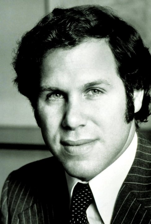 Biography | Michael Eisner — The Melrose Gate Where Diller Made Him Paramount's President — photo 2