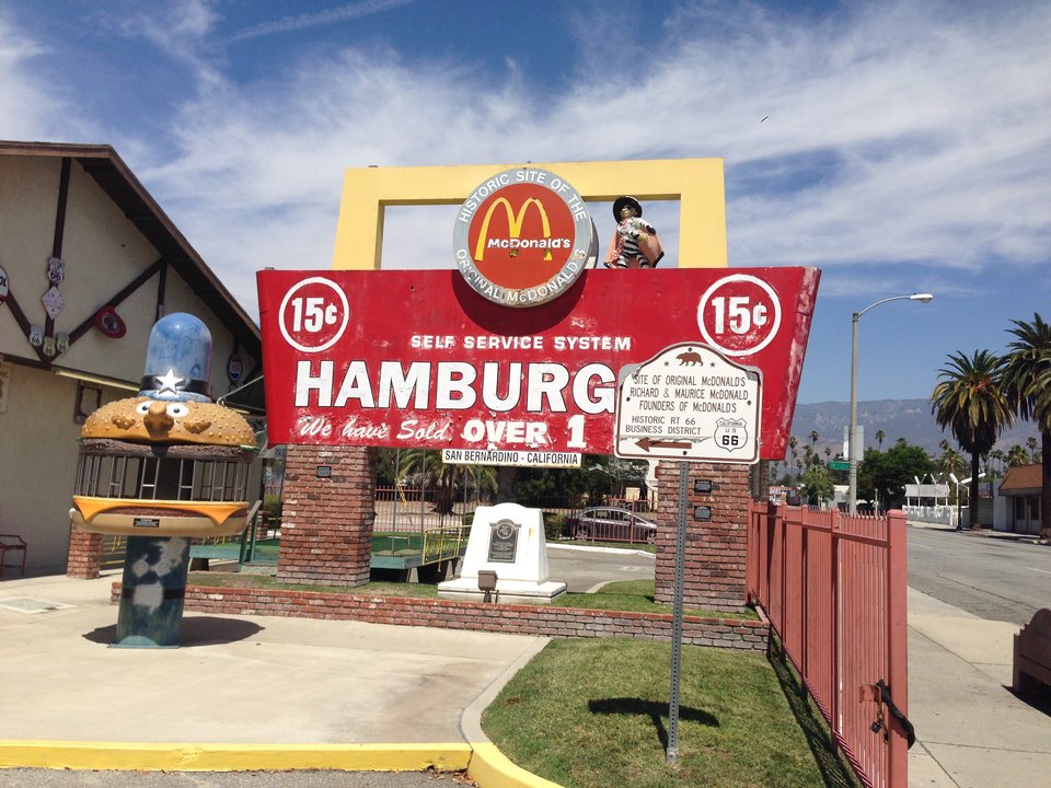 QSR History | 1398 North E Street — The Drive-In That Fired Its Own Carhops