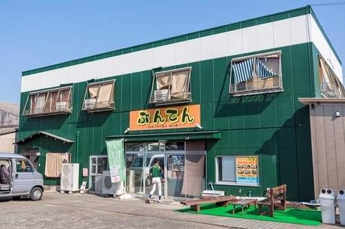 光が死んだ夏 | ぶんてん — 最終話に残る町の昼餉