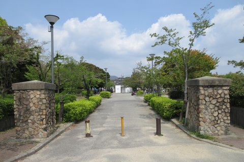涼宮ハルヒの憂鬱 | 西宮中央運動公園 — 世界を救った草…