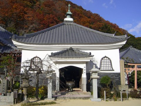 涼宮ハルヒの憂鬱 | 神呪寺（甲山大師） — 蝉を空へ返し…