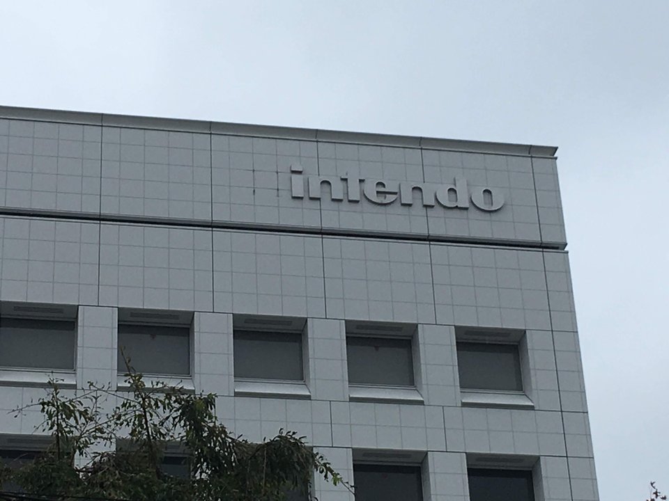 Technology History | 上鳥羽鉾立町 11-1 — Mario Is Run by 3,084 People — photo 2