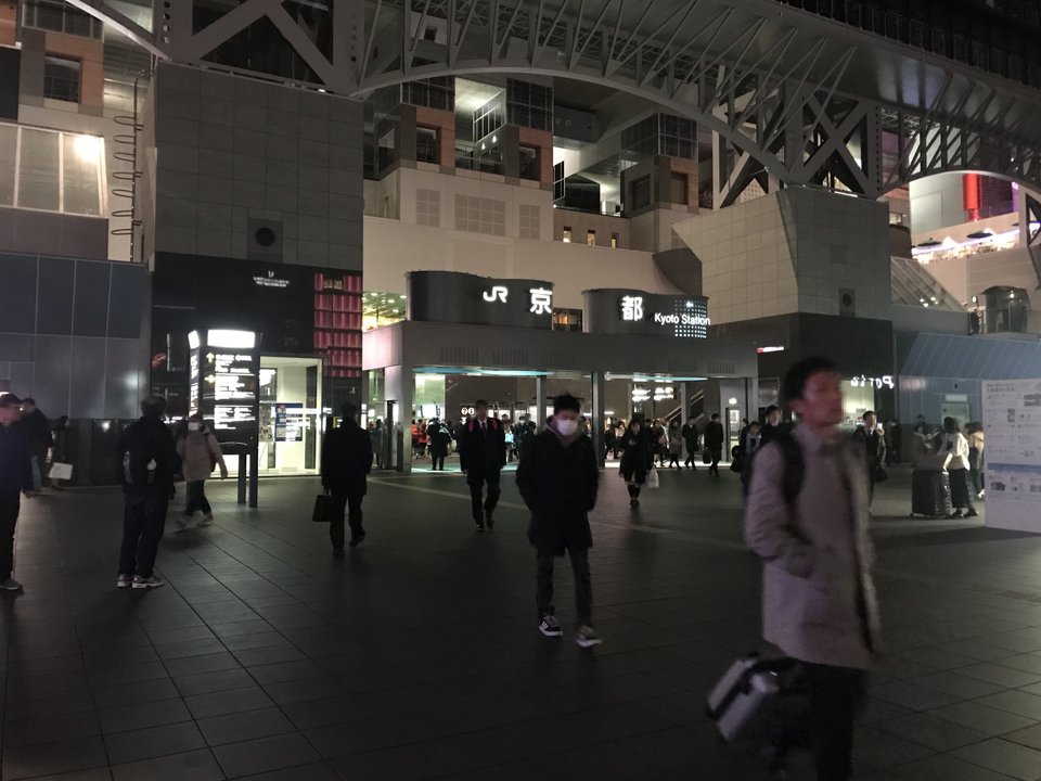 3月のライオン | 京都駅烏丸中央口 — 勝利より先に会いたい人