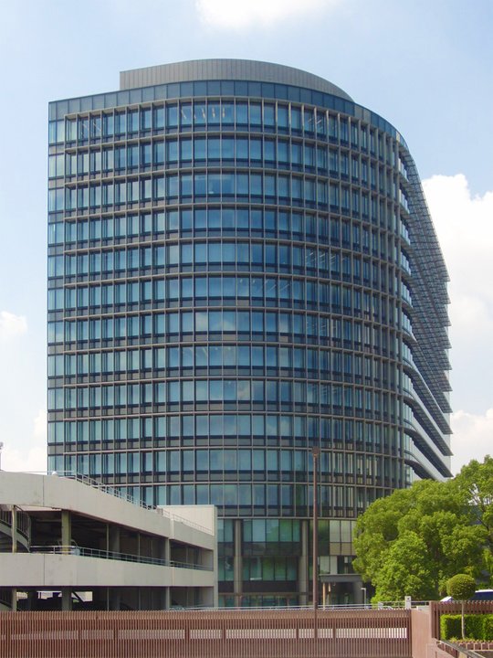 Biography | 佐藤恒治 Koji Sato — The Toyota-cho Lot Where He Signed On as an Engineer