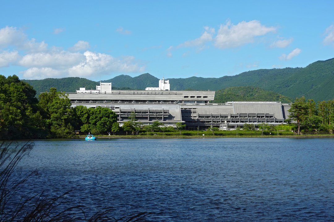 Biography | 稲盛和夫 Kazuo Inamori — The Conference Hall Where Kyoto Said Goodbye