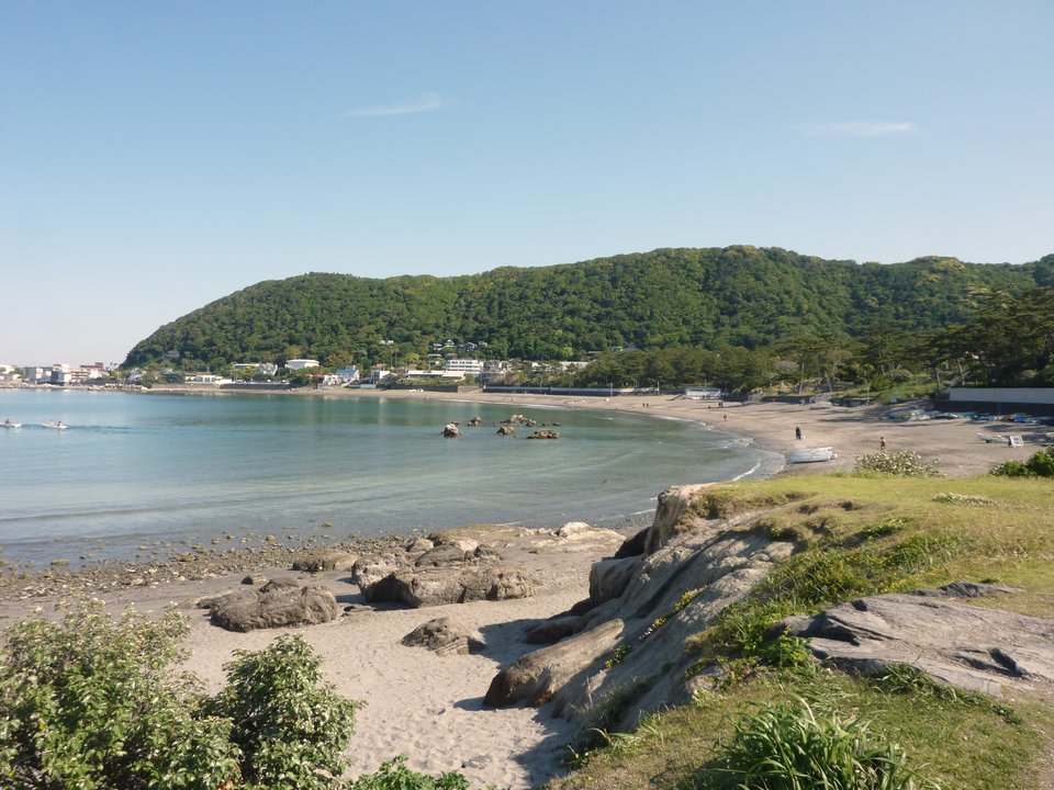 イジらないで、長瀞さん Don't Toy with Me, Miss Nagatoro | 一色海岸 Isshiki Beach — 水平線だけは茶化せない