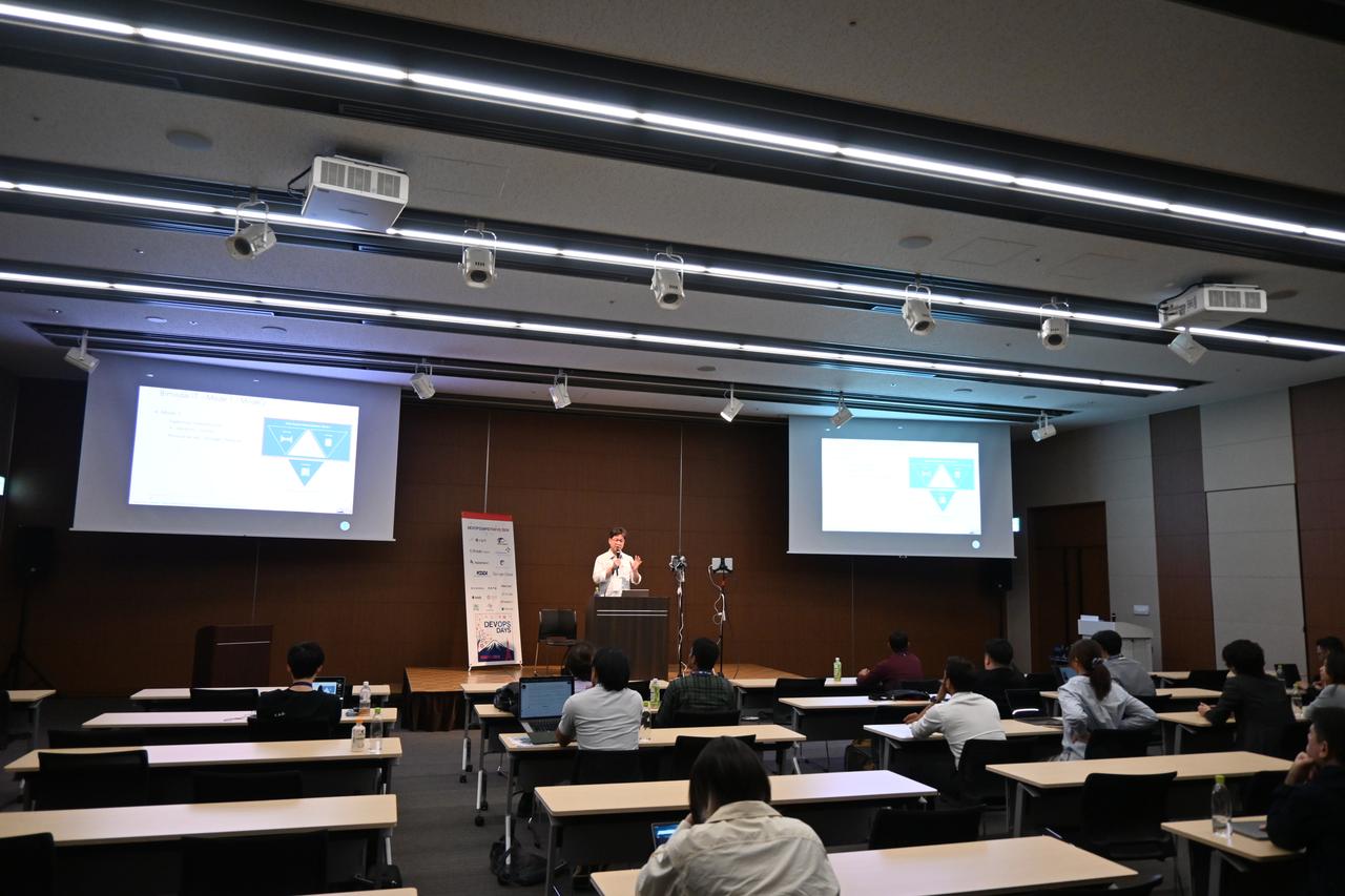 DevOpsDays Toyo - Weithenn Wang's speech
