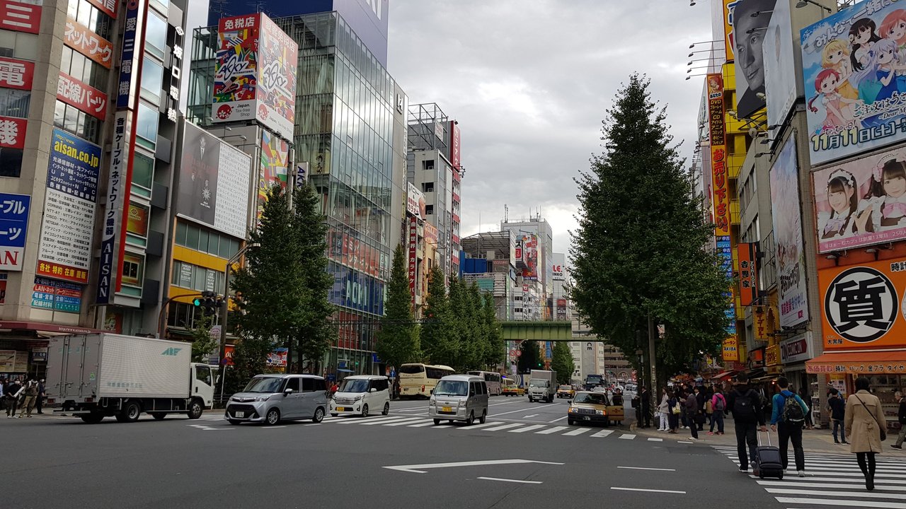 Industry History | SMC — Sintered Filters from Eight People in Chiyoda