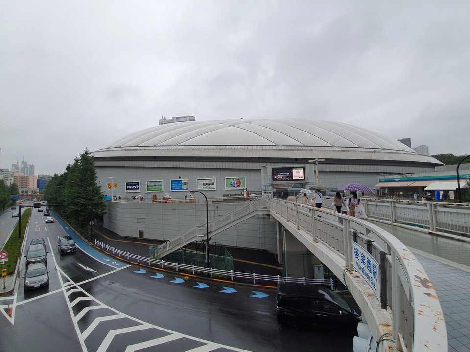 超かぐや姫！ | 東京ドーム — 二つの世界が同じ歌を返す
