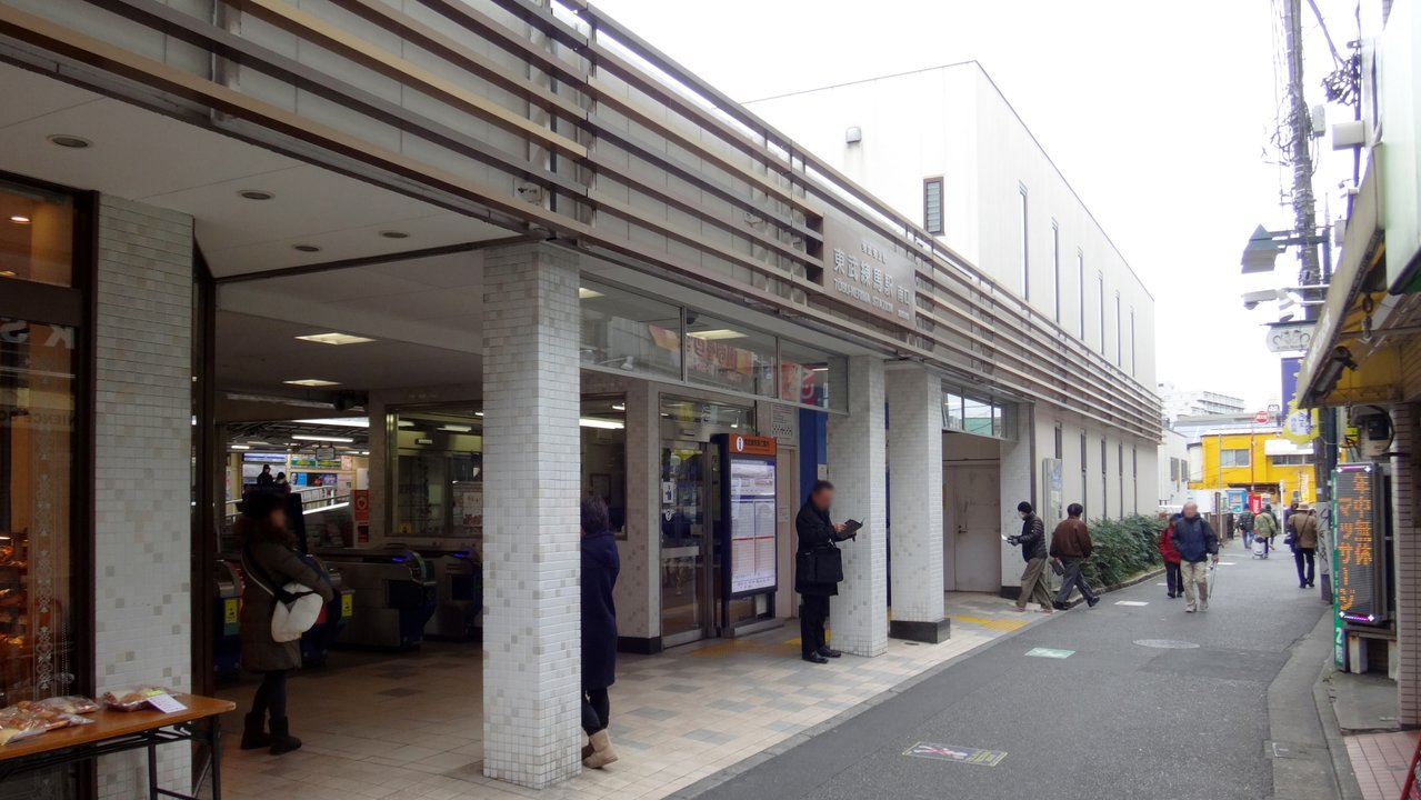 彼女、お借りします | 東武練馬駅南口 — 墨が踏み出した待ち合わせ