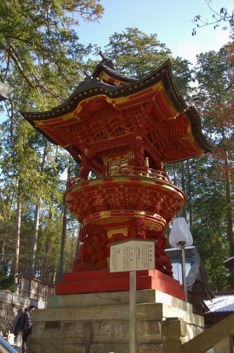 上伊那ぼたん、酔へる姿は百合の花 | 三峯神社 — Mountain Air Before the Next Word