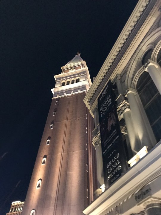 Biography|Cristiano Amon — The CES Keynote in the Palazzo Ballroom