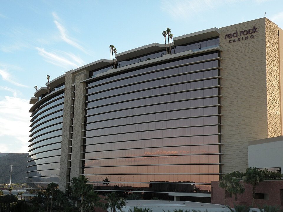 21 | Red Rock Casino, Summerlin — Where the Signal Gets Missed