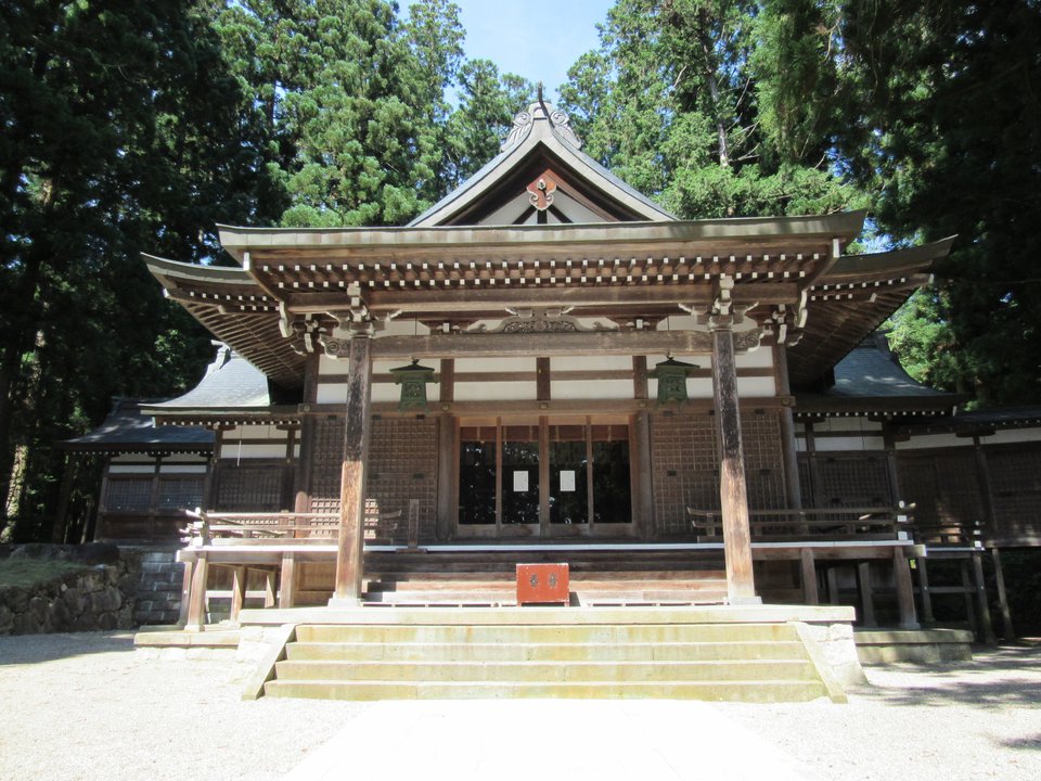 君の名は。 | 気多若宮神社 — 糸守へ続く現実の森