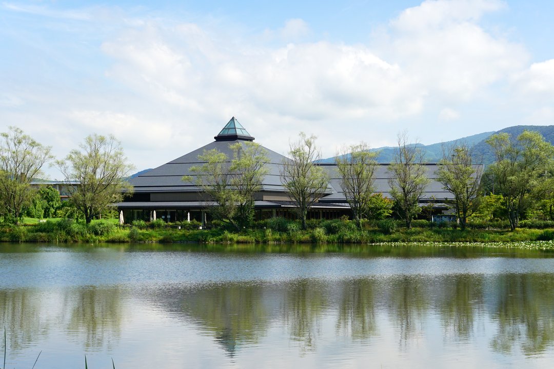 カルテット Quartet | 軽井沢大賀ホール Karuizawa Ohga Hall — Playing through the Disguise