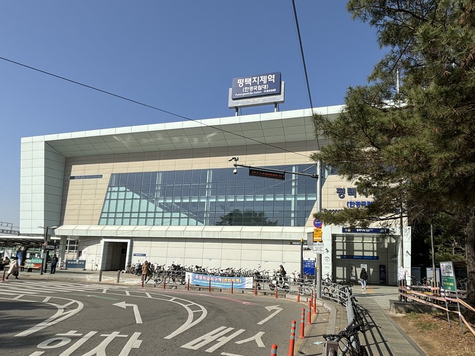 Semiconductor History | 평택 고덕, 12 September 2023 — The Campus Was Finished Before Its Electricity Was — photo 2