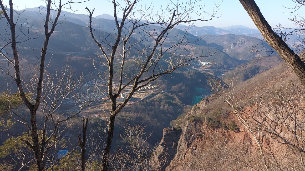 Descendants of the Sun | Taebaek Drama Set — The Base Camp Rebuilt on a Dead Coal Mine — photo 2