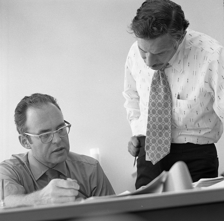Biography|Robert Noyce — The Union Carbide Rooms on Middlefield That Became Intel