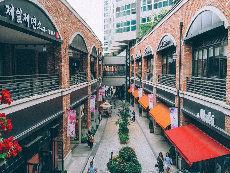 Because This Is My First Life|Avenue France Pangyo — The Street That Looked Like a Mall Interior