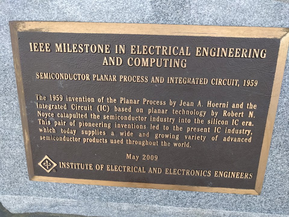 Semiconductor History | 844 East Charleston Road, January 1959 — The Notebook Page That Made Chips Manufacturable — photo 2
