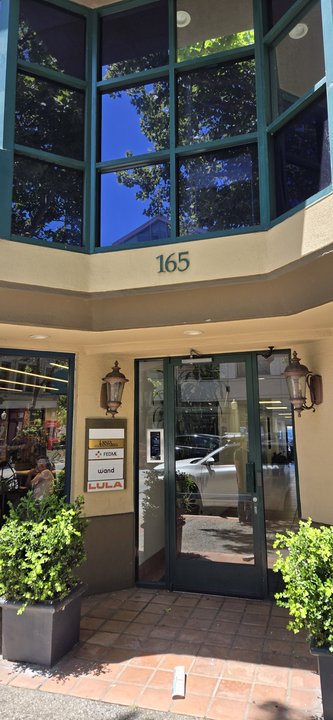 Technology History | 165 University Avenue — The Office Google Outgrew in Under a Year