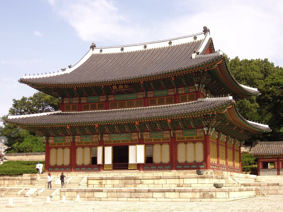 Hur Jun | Changdeokgung Naeuiwon — The Infirmary That Promoted Him