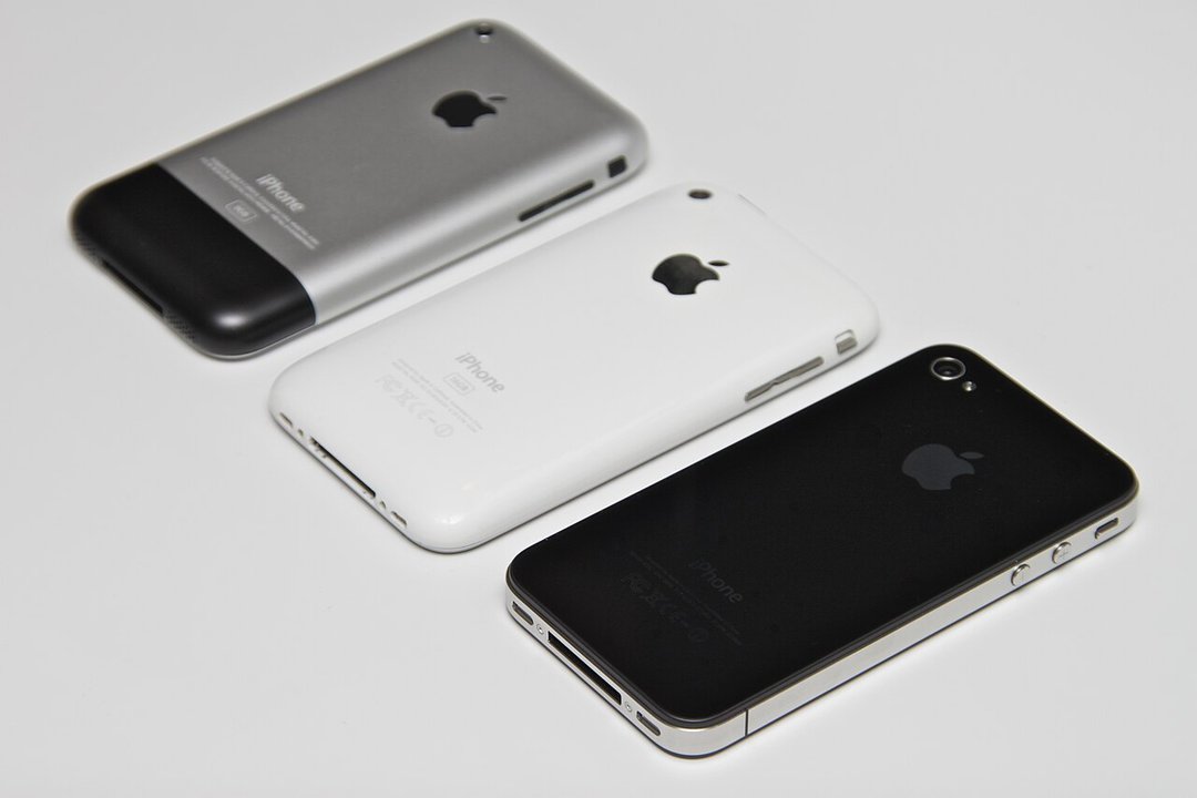 Technology History | Moscone West — The Phone Was Announced Six Months Before Anyone Could Buy One — photo 2