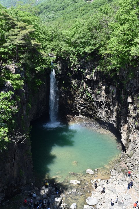 Tale of the Nine Tailed|Jaein Waterfall — The Mountain He Used to Govern