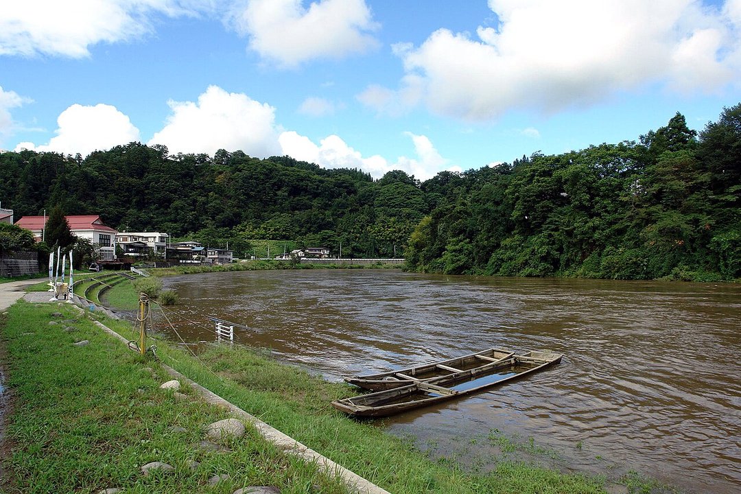 おしん Oshin | 最上川大明神淵 Mogami River — “Kaachan, Touchan” Across the Water
