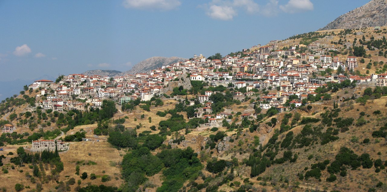 Descendants of the Sun | Arachova — Uruk's Streets Are a Greek Ski Town — photo 2