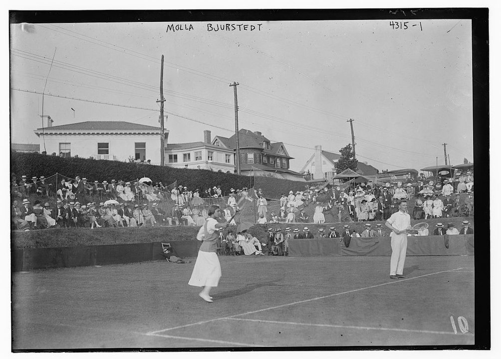 Tennis History | Philadelphia Cricket Club, St. Martin's — the American championship asked which club you belonged to, not which country, June 1915 — photo 2